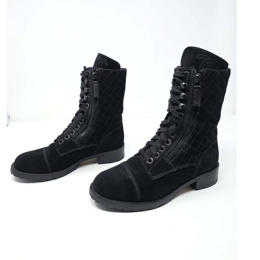 Chanel Black Quilted Suede Lace Up Combat Ankle Boots CC Logo 37 US 6–6.5